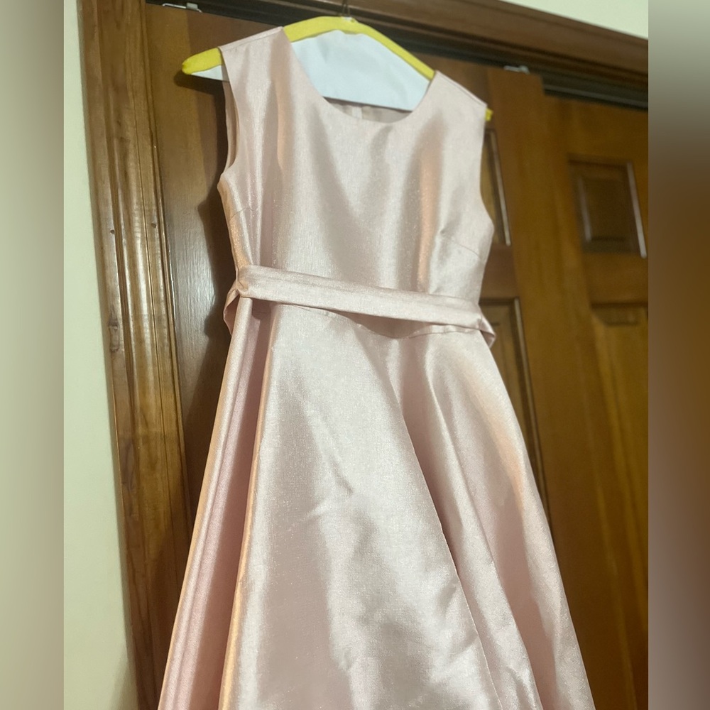 Pale pink with irridesenct sparkles High low dress in perfect condition!